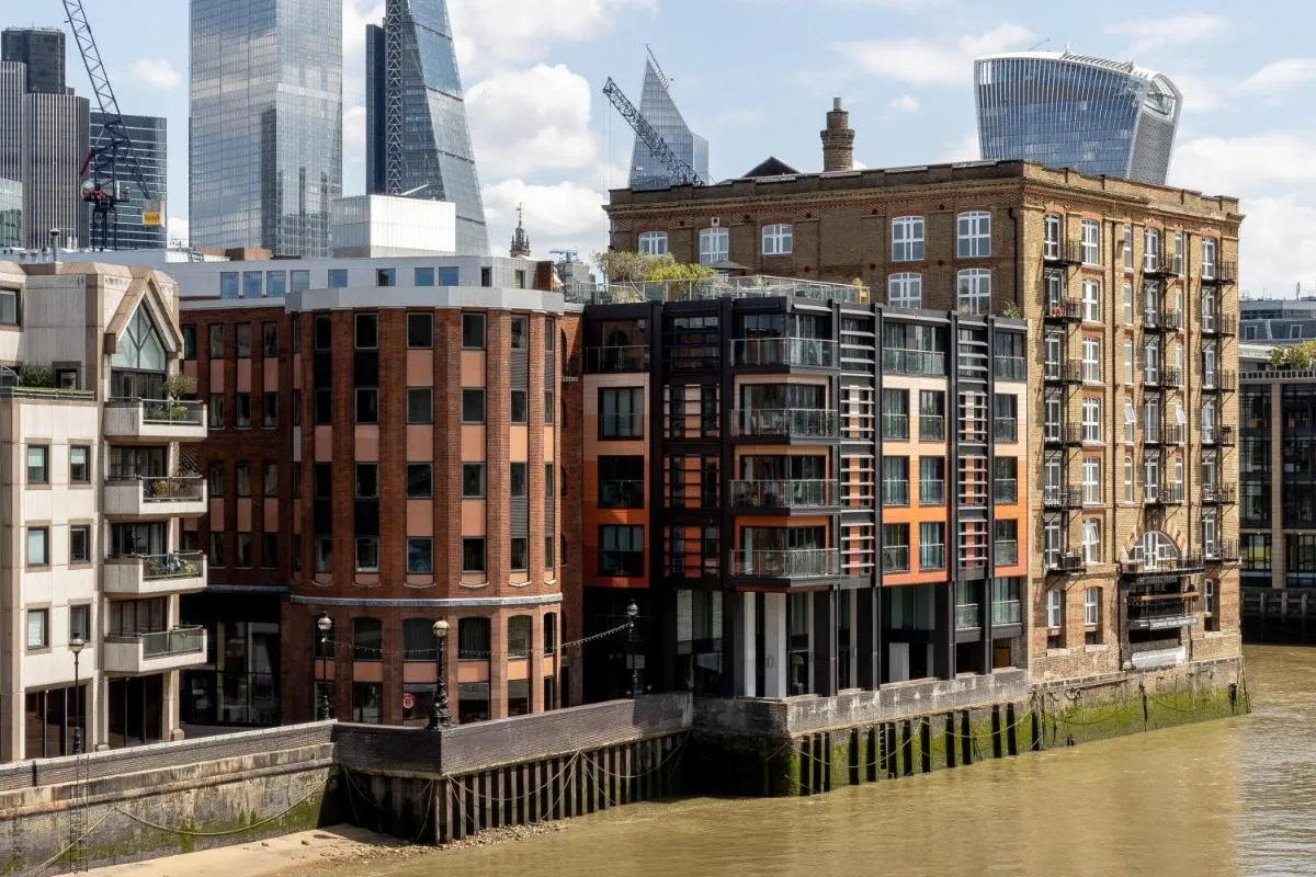 Image 5 of Locke at Broken Wharf
