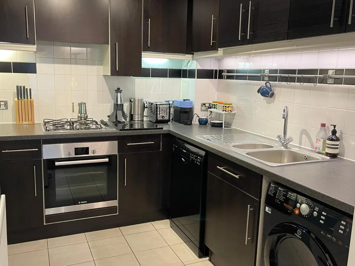 Image 3 of Lombok Apartment near Old Street,Islington,Angel