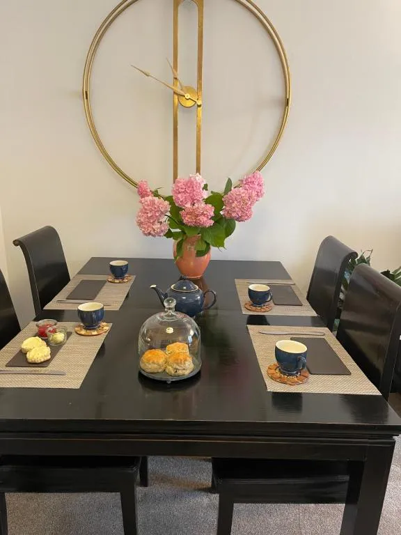 Image of Lombok Apartment near Old Street,Islington,Angel