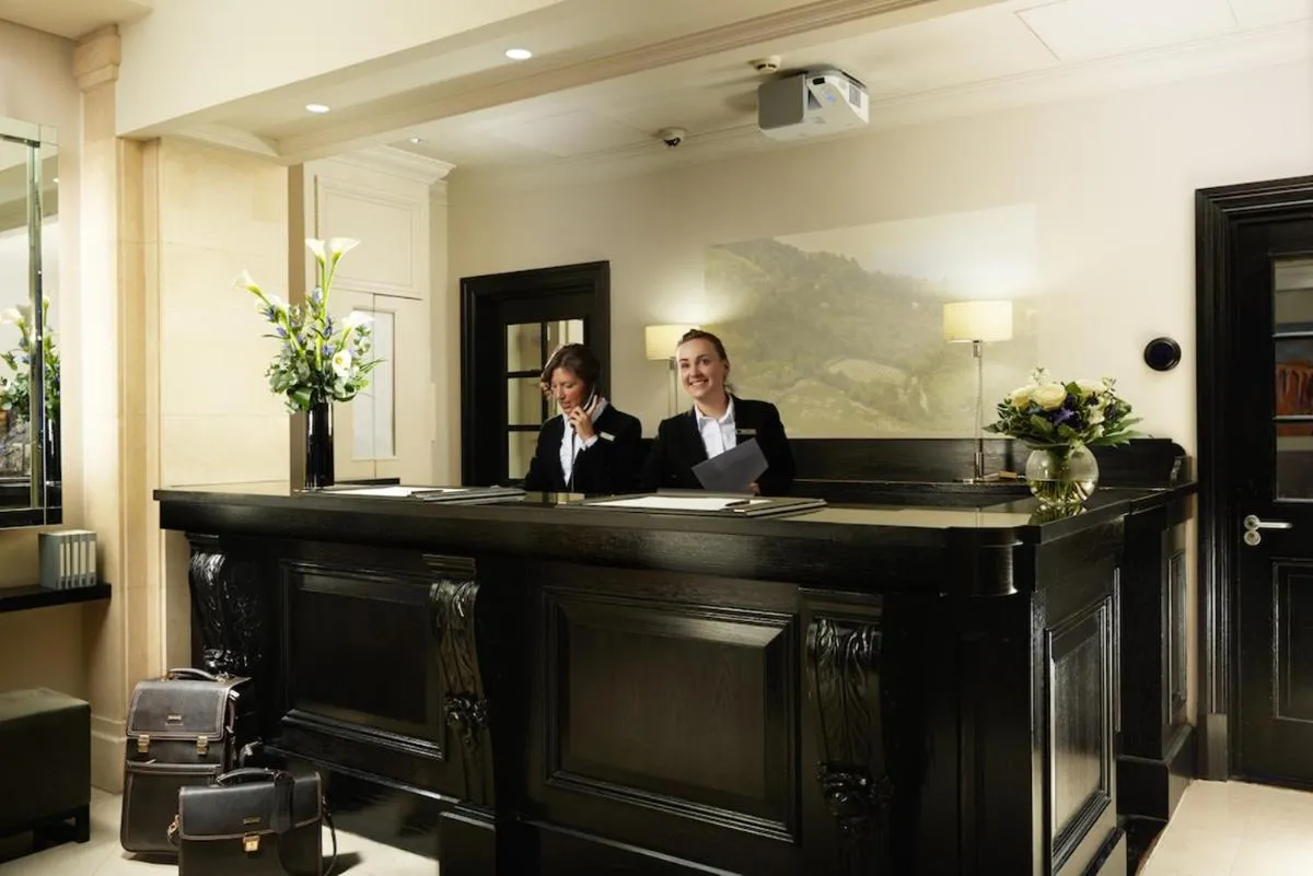 Image 5 of London Bridge Hotel