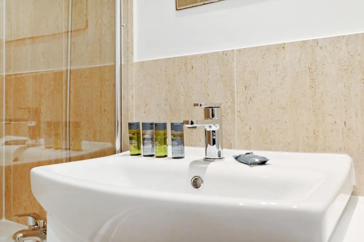 Image 2 of London Choice Apartments – Gloucester Road – Kensington