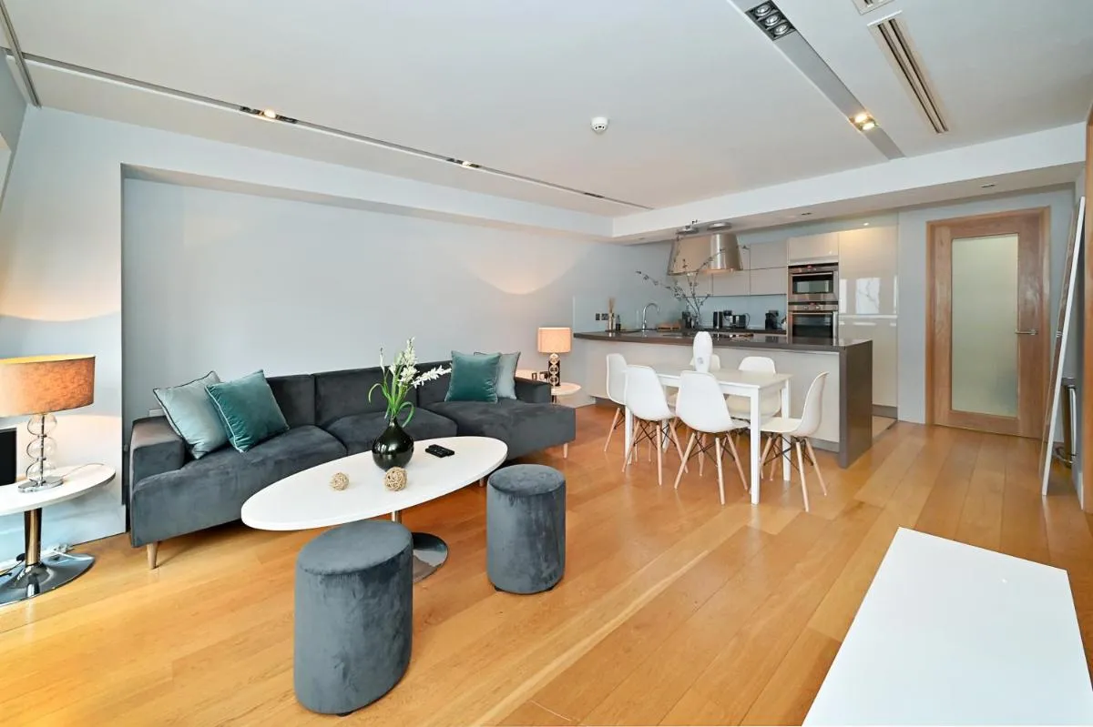 Image 3 of London Choice Apartments – Mayfair – Bond Street