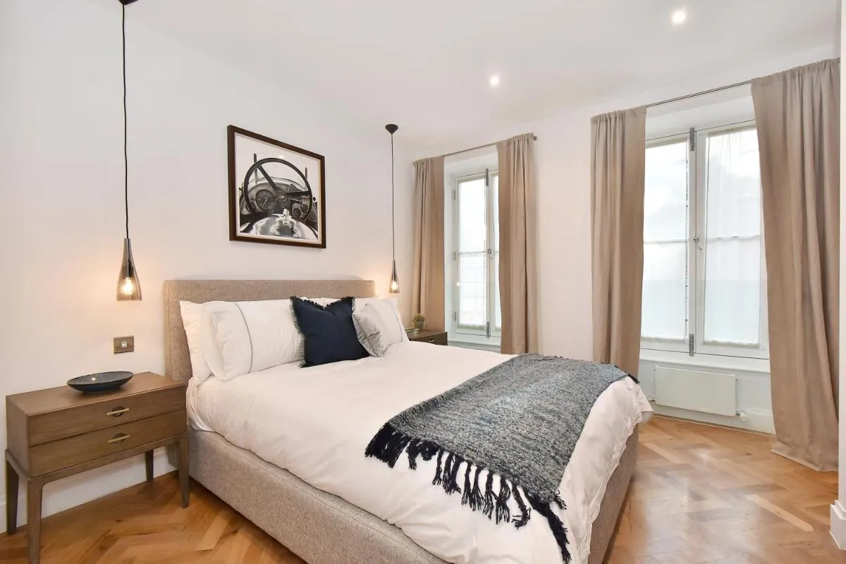 Image 1 of London Choice Apartments – Mayfair – Piccadilly