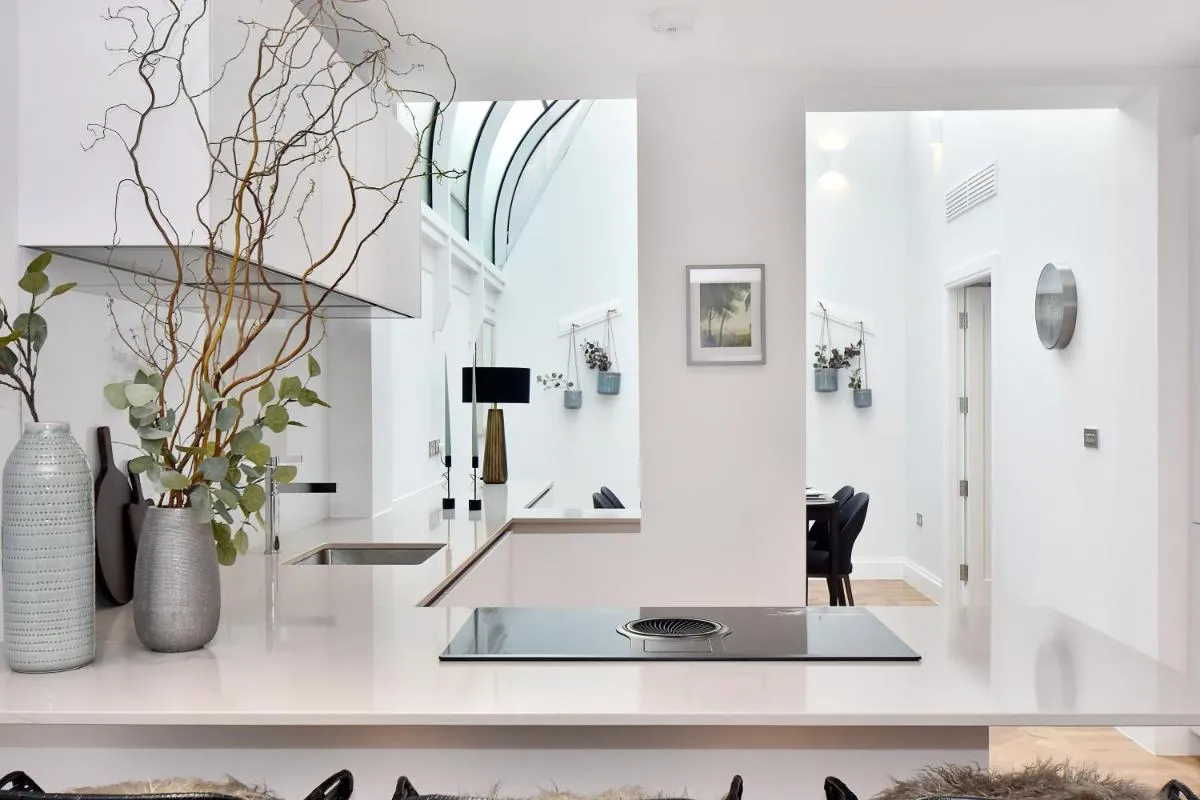 Image 2 of London Choice Apartments – Mayfair – Piccadilly