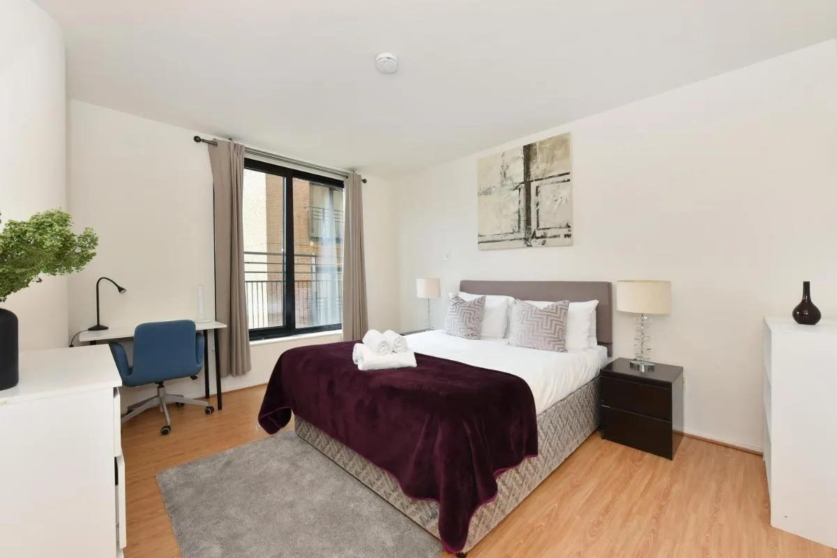 Image 1 of London Choice Apartments – South Kensington – Gloucester Road