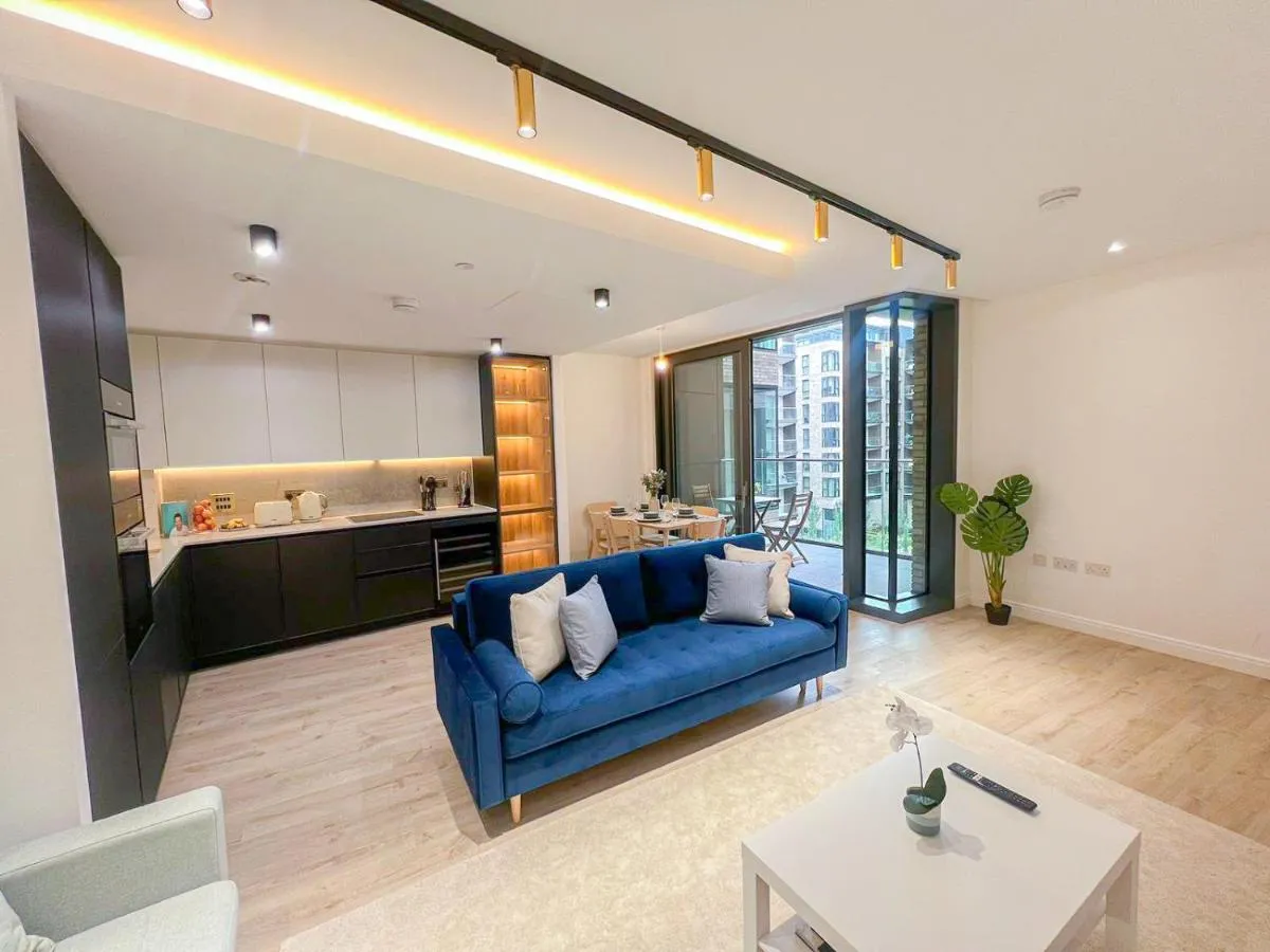 Image 3 of Luxurious 2 BR Apartment, Clerkenwell Old Street