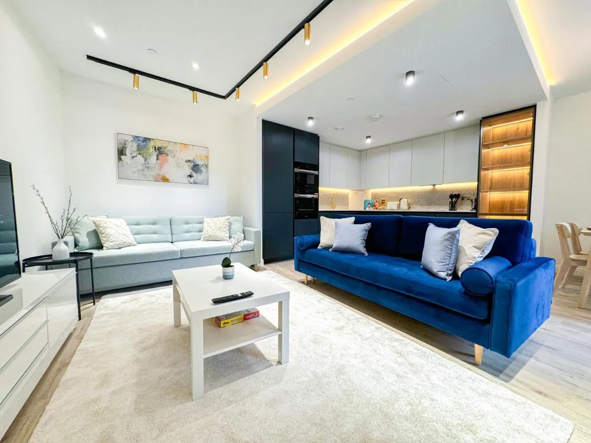 Image 4 of Luxurious 2 BR Apartment, Clerkenwell Old Street