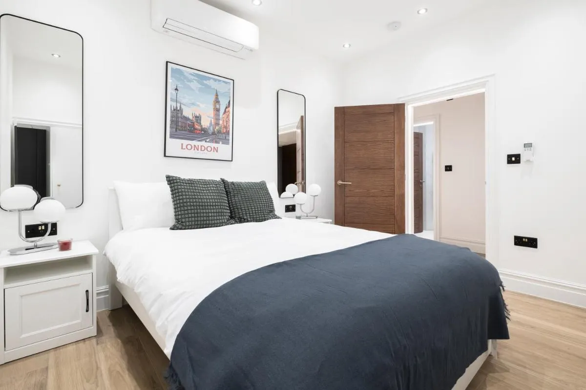 Image 1 of Luxury 2 Bedroom Apartment in Central London
