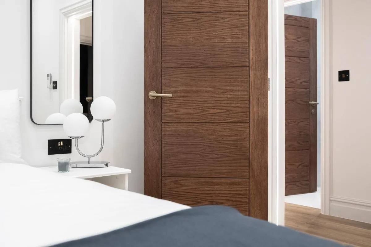 Image 2 of Luxury 2 Bedroom Apartment in Central London