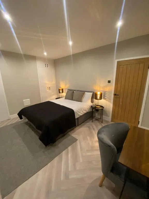 Image of Luxury 2 bed 1 bath in Central London by Graceful Apartments