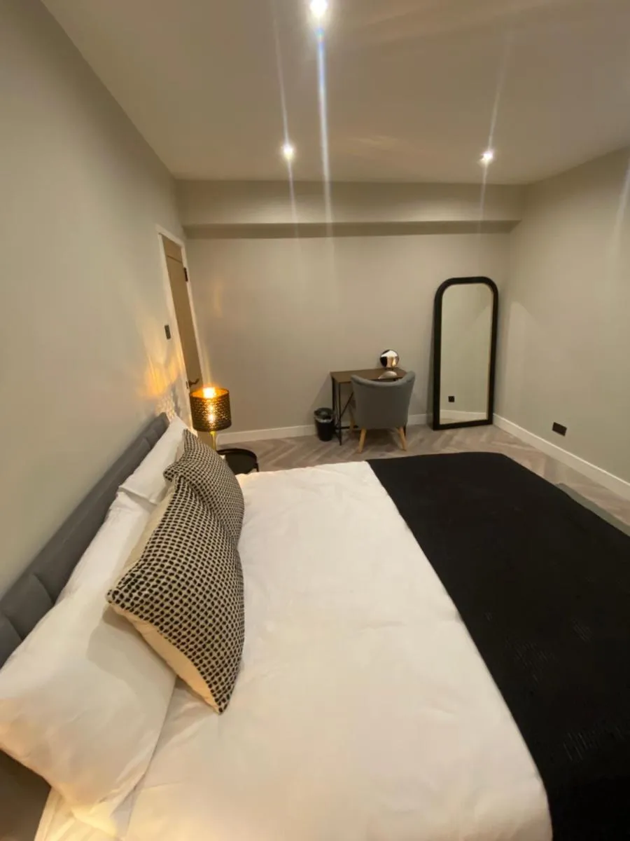 Image 1 of Luxury 2 bed 1 bath in Central London by Graceful Apartments