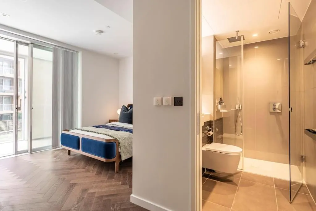 Image 2 of Luxury 2 bedroom Flat