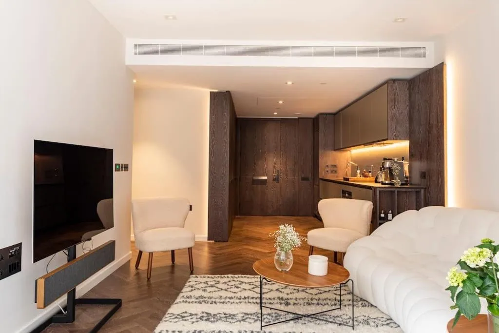 Image 5 of Luxury 2 bedroom Flat