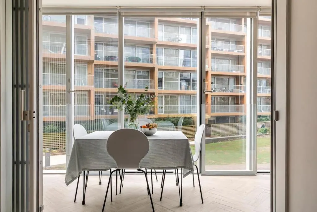 Image 4 of Luxury 2 bedroom Flat