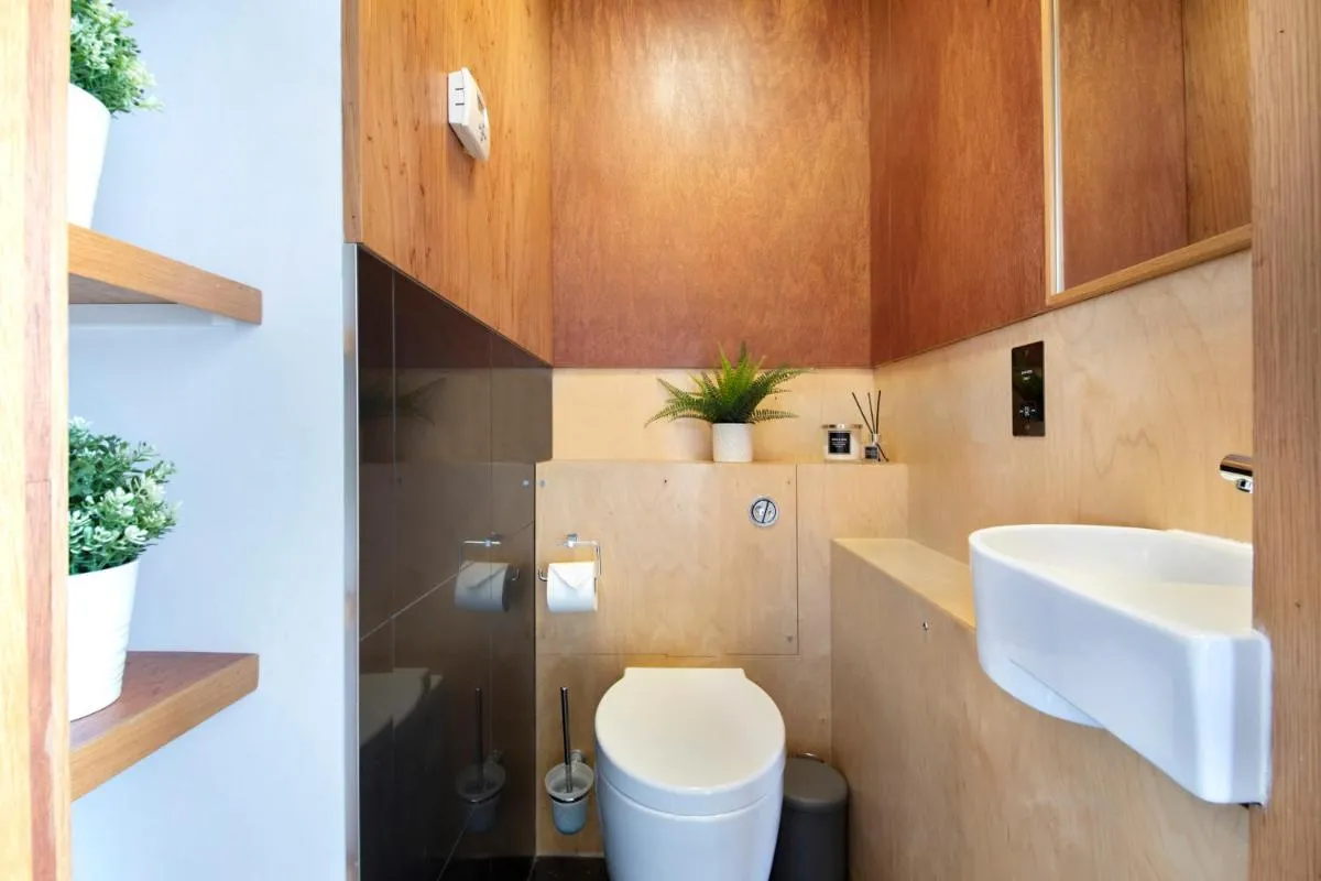 Image 2 of Luxury Central London Apartment – Farringdon