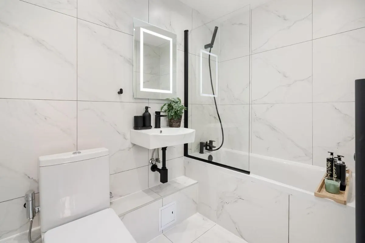 Image 2 of Luxury Majestic Apartment in Marylebone