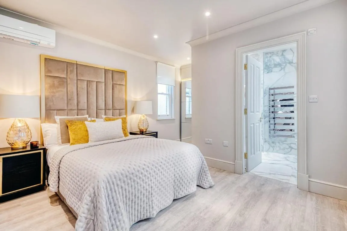 Image of Marble Arch Suite 3-Hosted by Sweetstay