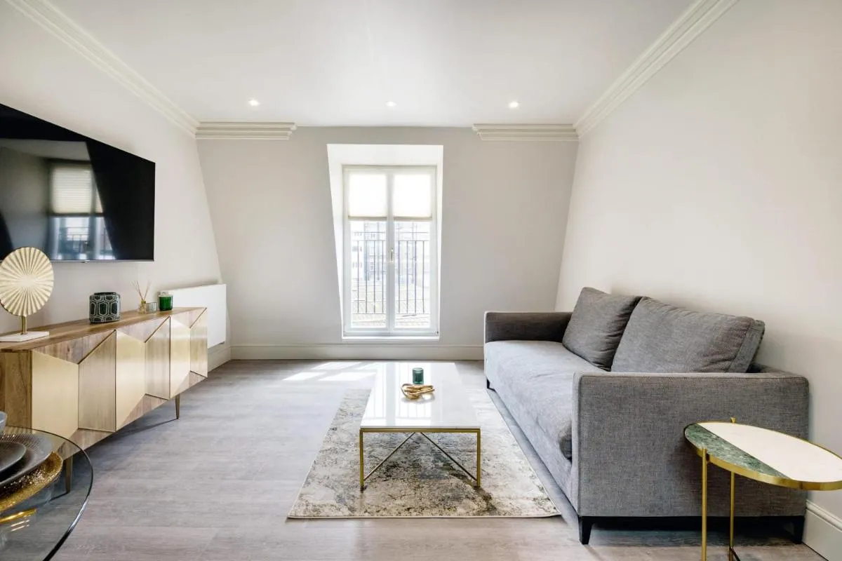 Image 1 of Marble Arch Suite 8-Hosted by Sweetstay