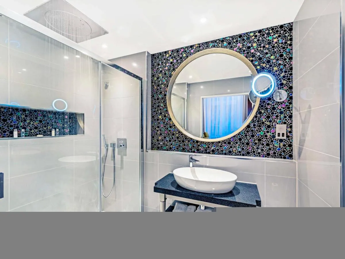 Image 2 of Mercure London Hyde Park Hotel