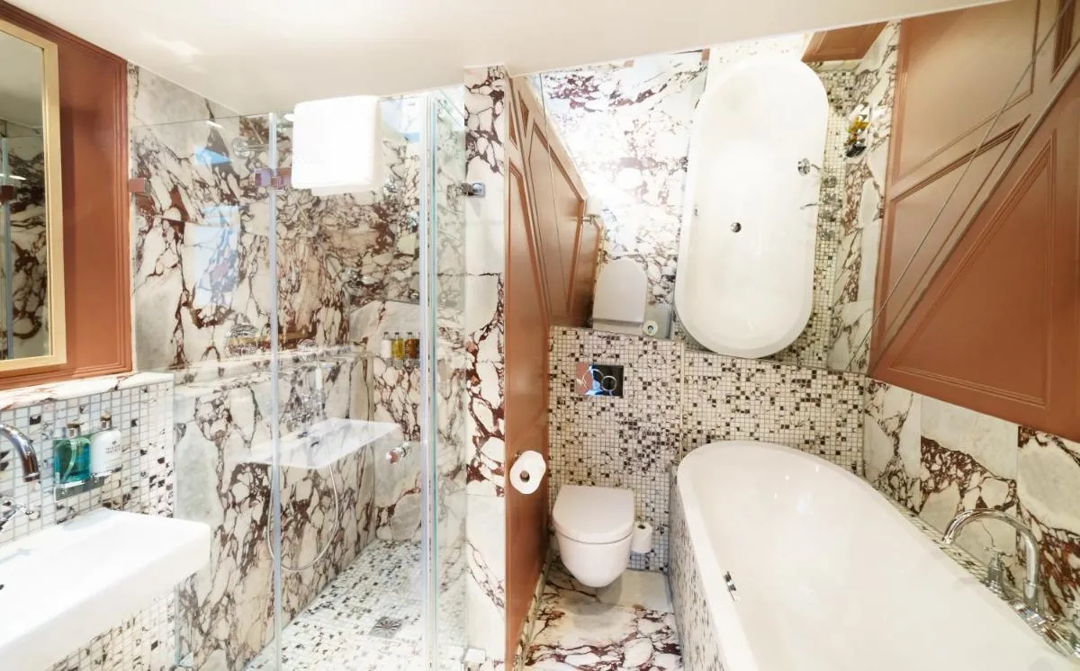 Image 3 of Mimi’s Hotel Soho