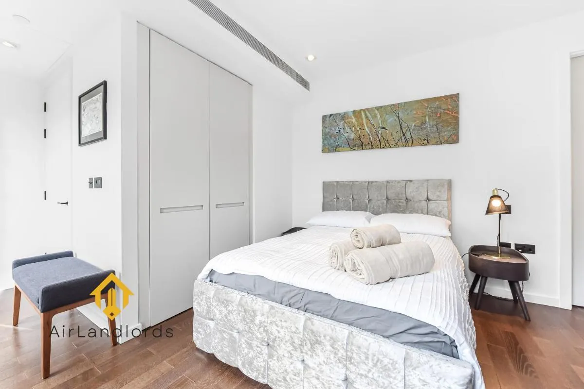 Image 5 of Modern 1 bedroom flat in the Heart of Battersea