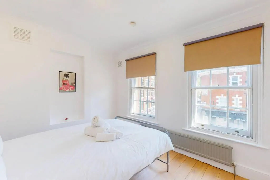 Image 6 of Modern 2Bed in city centre near Farringdon station