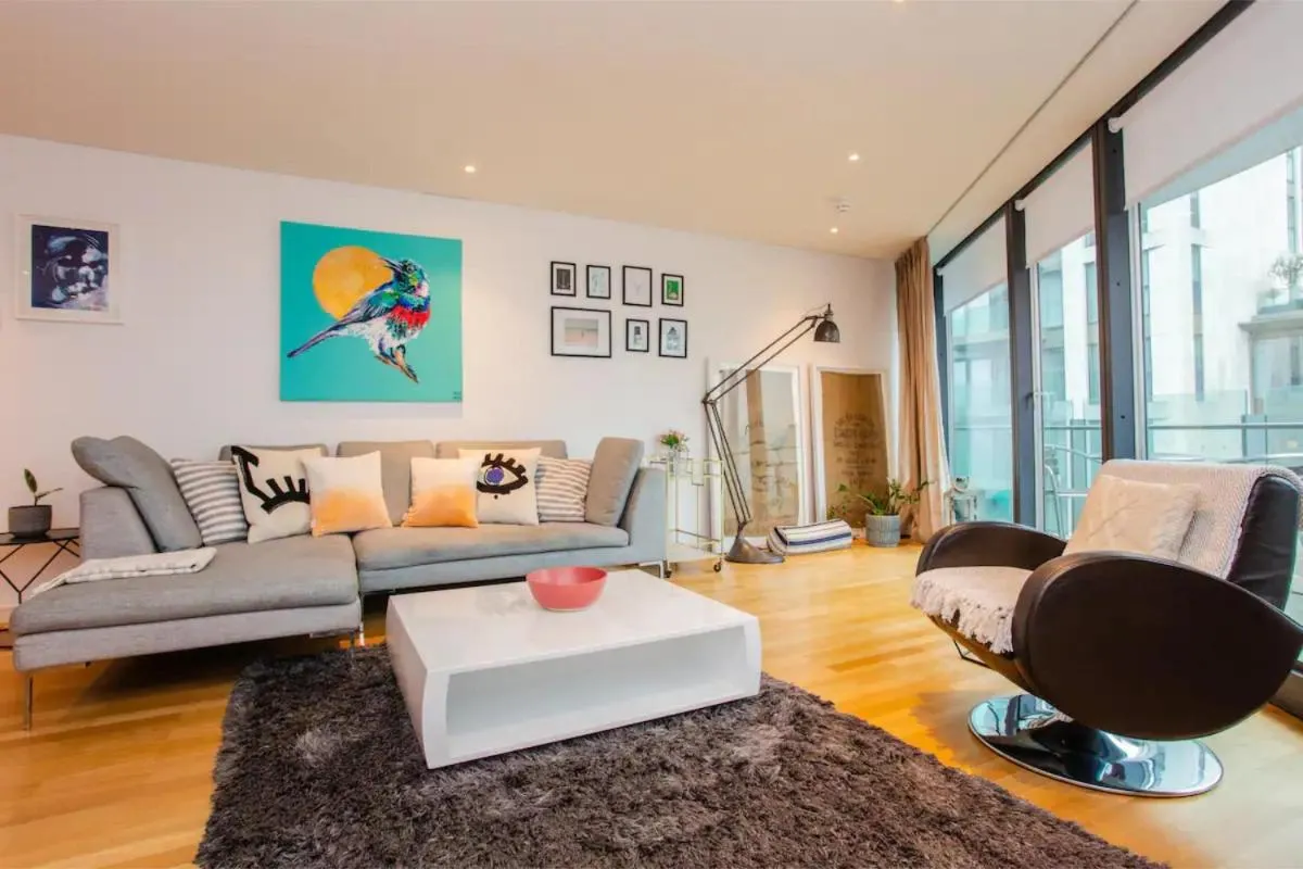 Image 5 of Modern 3 Bedroom Apartment in Paddington