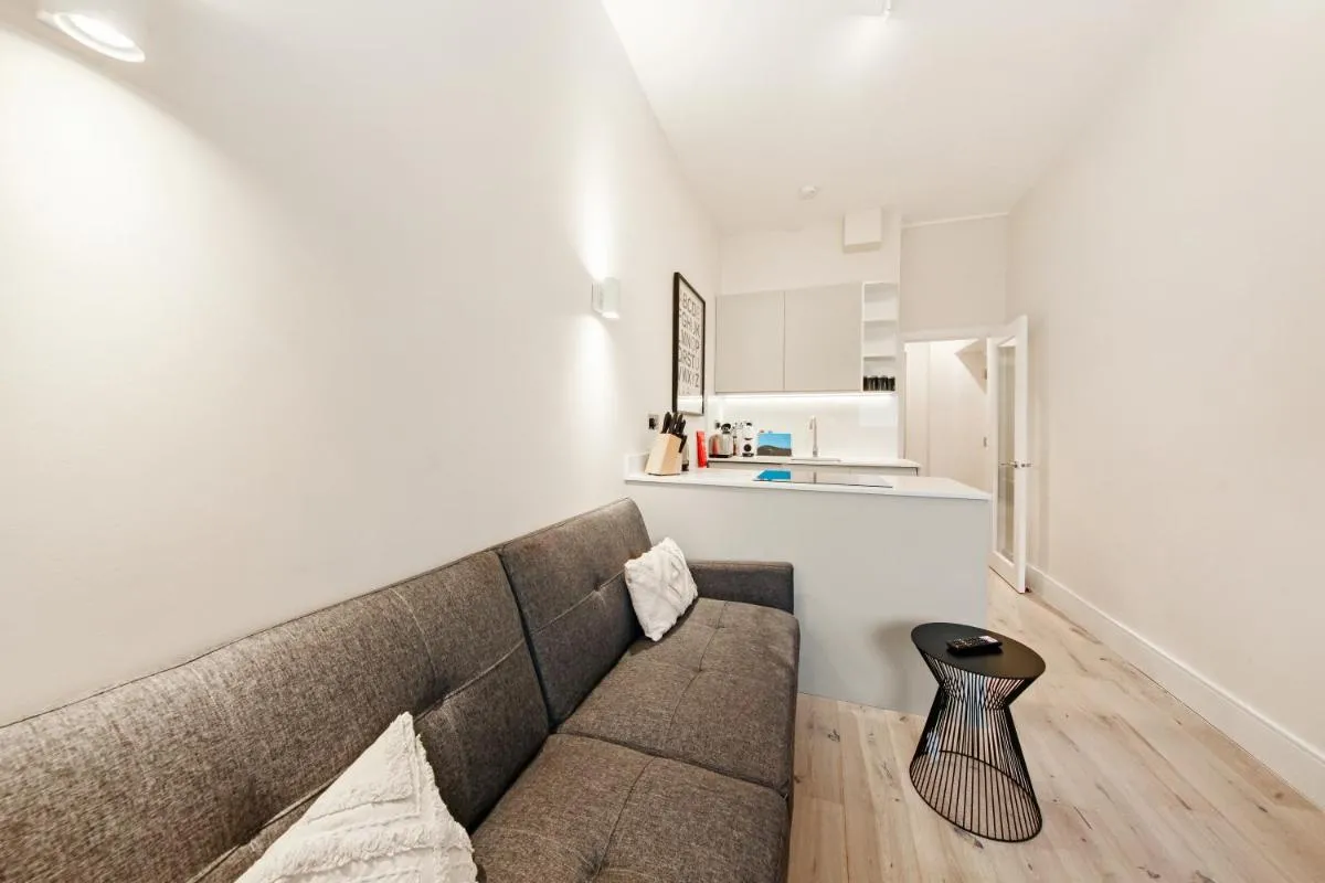 Image 2 of Modern Apartments in Paddington Central London FREE WIFI by City Stay Aparts London