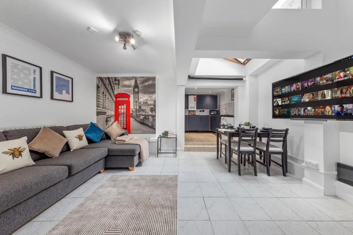 Image 4 of Modern Flat in Paddington Near Hyde Park W2 London