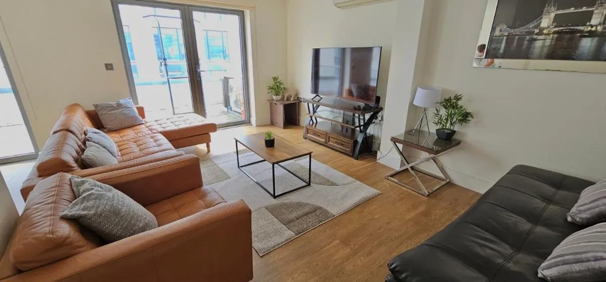 Image of Modern&Large 3bed 3Bath Central London Air-Con Hyde Park