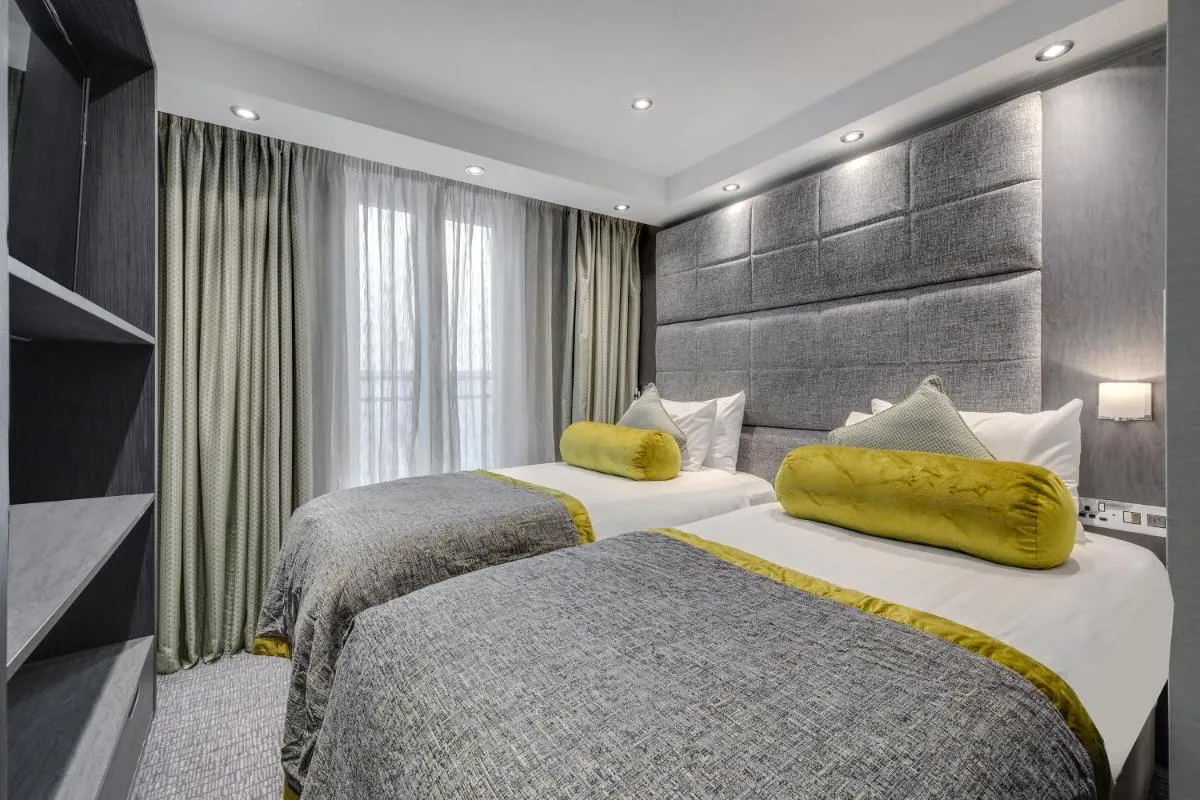 Image 2 of Mornington Hotel London Victoria