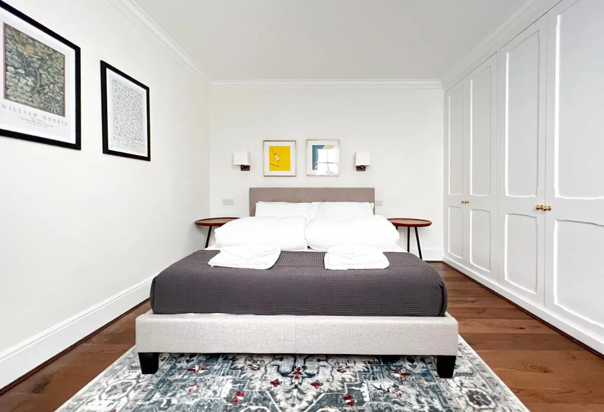 Image 5 of Museum ST Central Soho Apartment