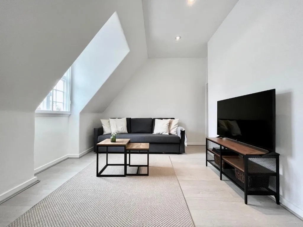 Image of NEW Oxford Circus 2 Bedr, 3 Beds Best Location