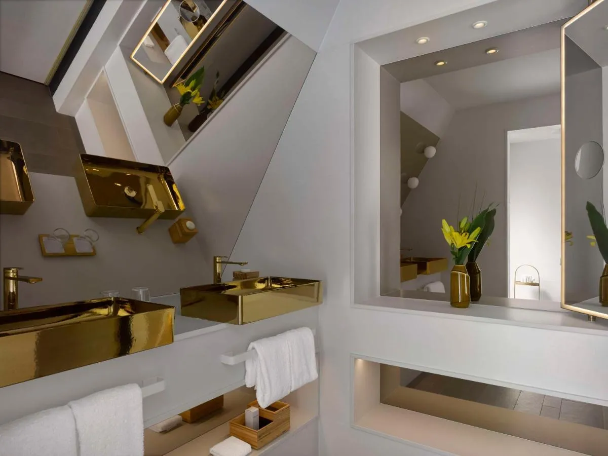 Image 1 of Nobu Hotel London Shoreditch