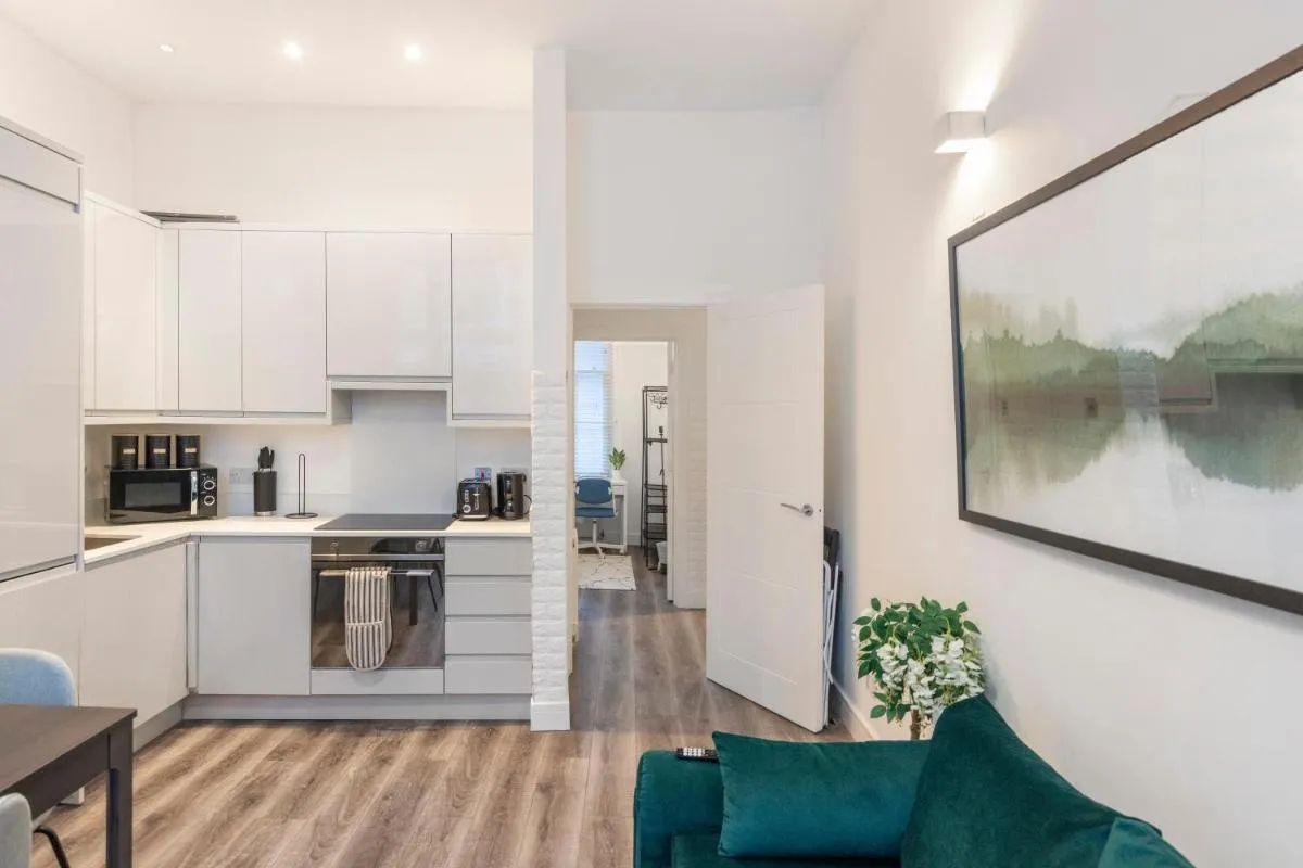 Image 3 of Notting Hill Retreat 2 Bedroom