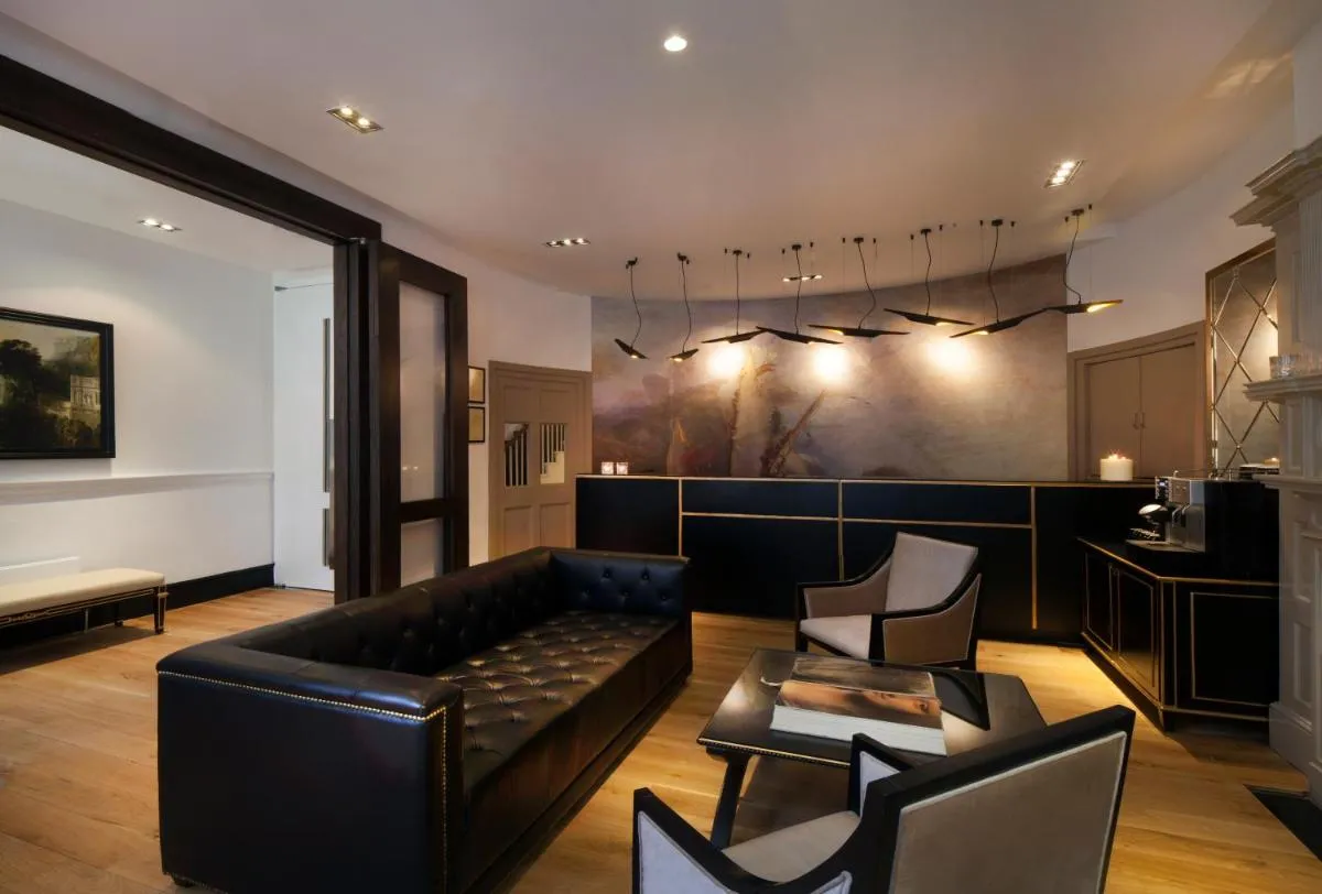 Image 3 of Nottingham Place Hotel