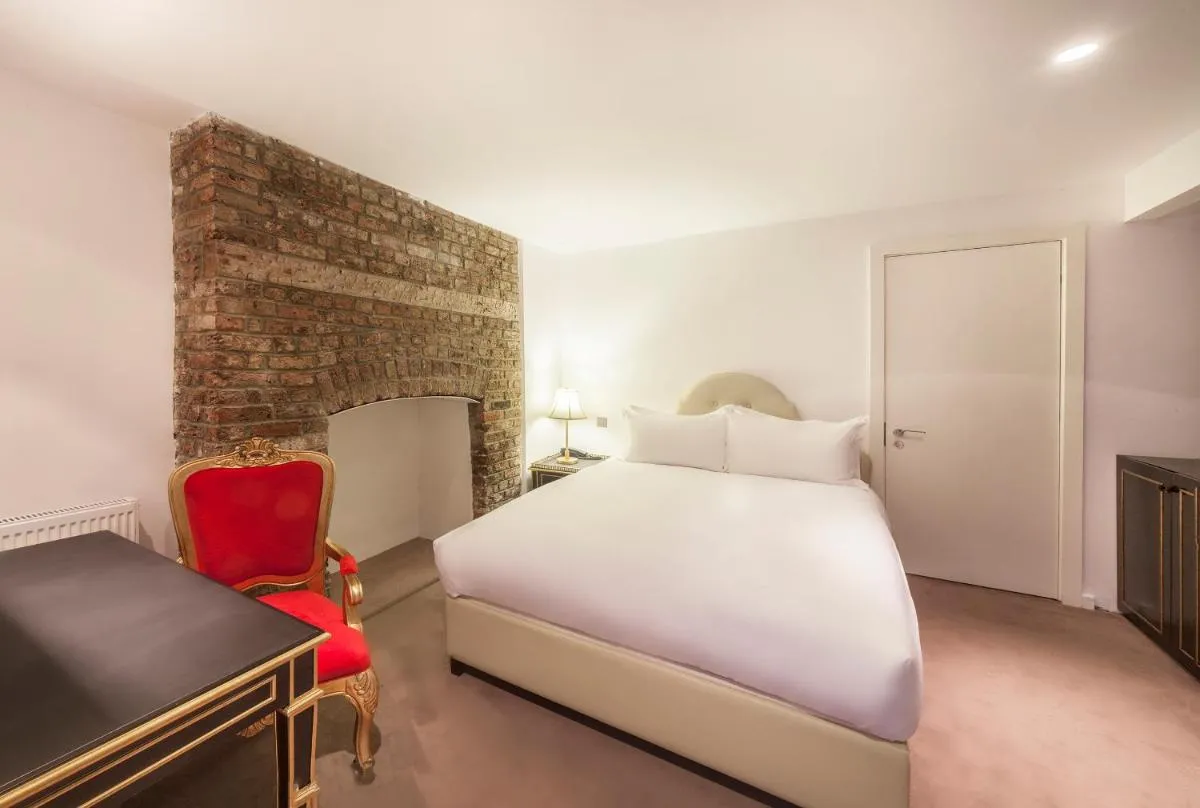 Image 1 of Nottingham Place Hotel