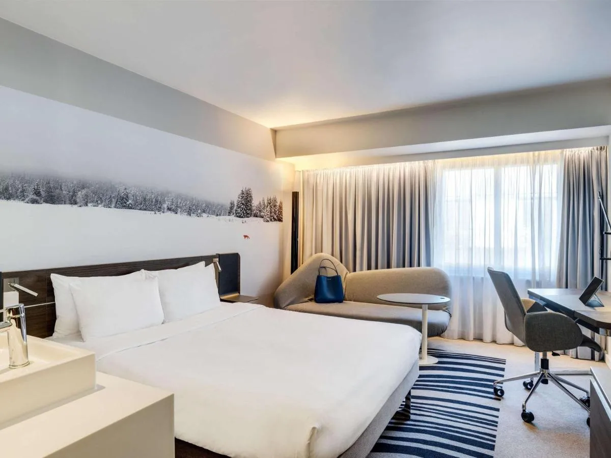 Image 4 of Novotel London Tower Bridge