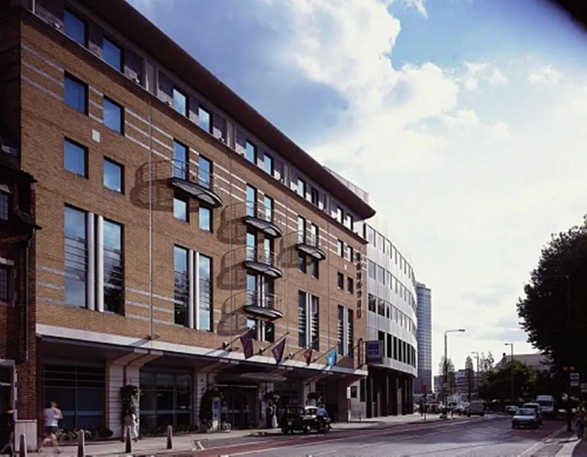 Image 2 of Novotel London Waterloo