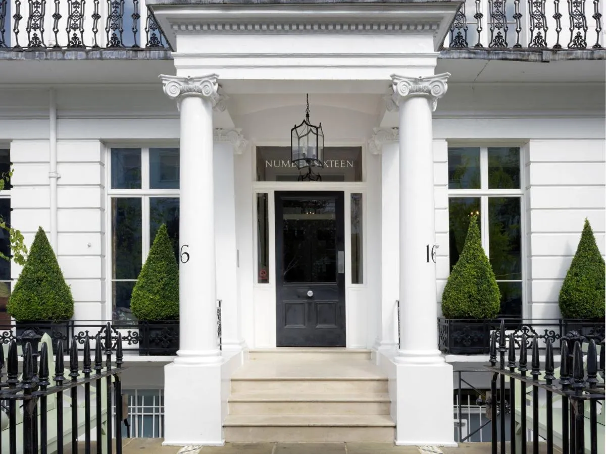 Image 3 of Number Sixteen, Firmdale Hotels