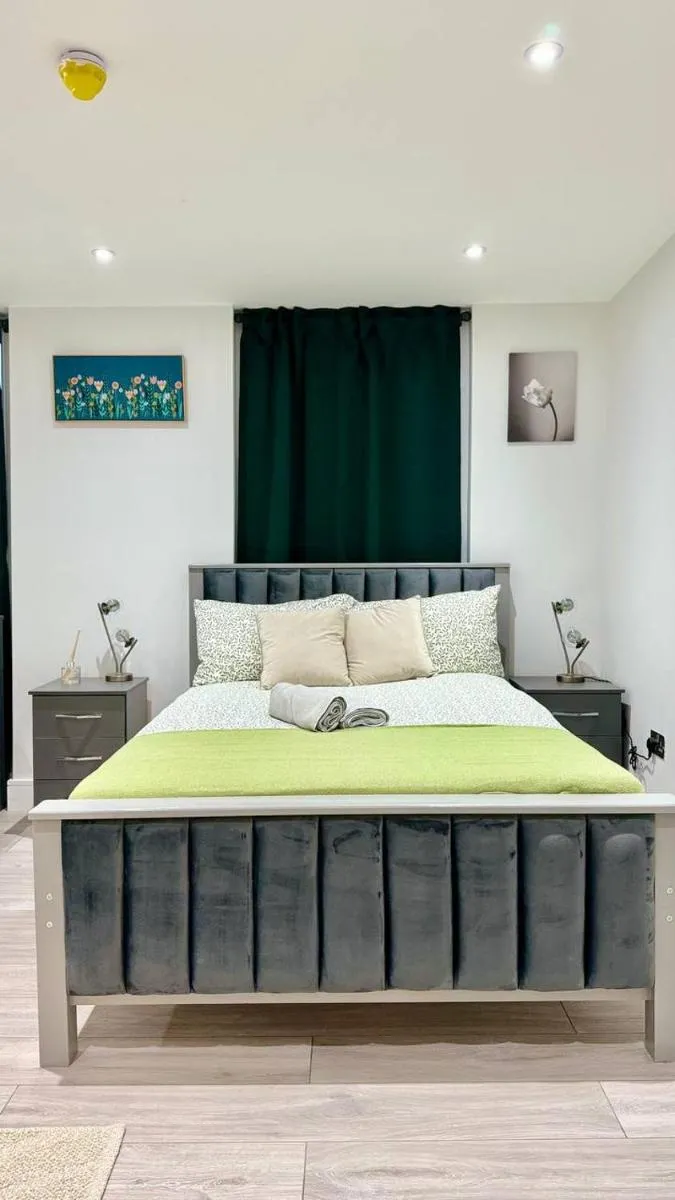 Image 5 of One bedroom in Camden
