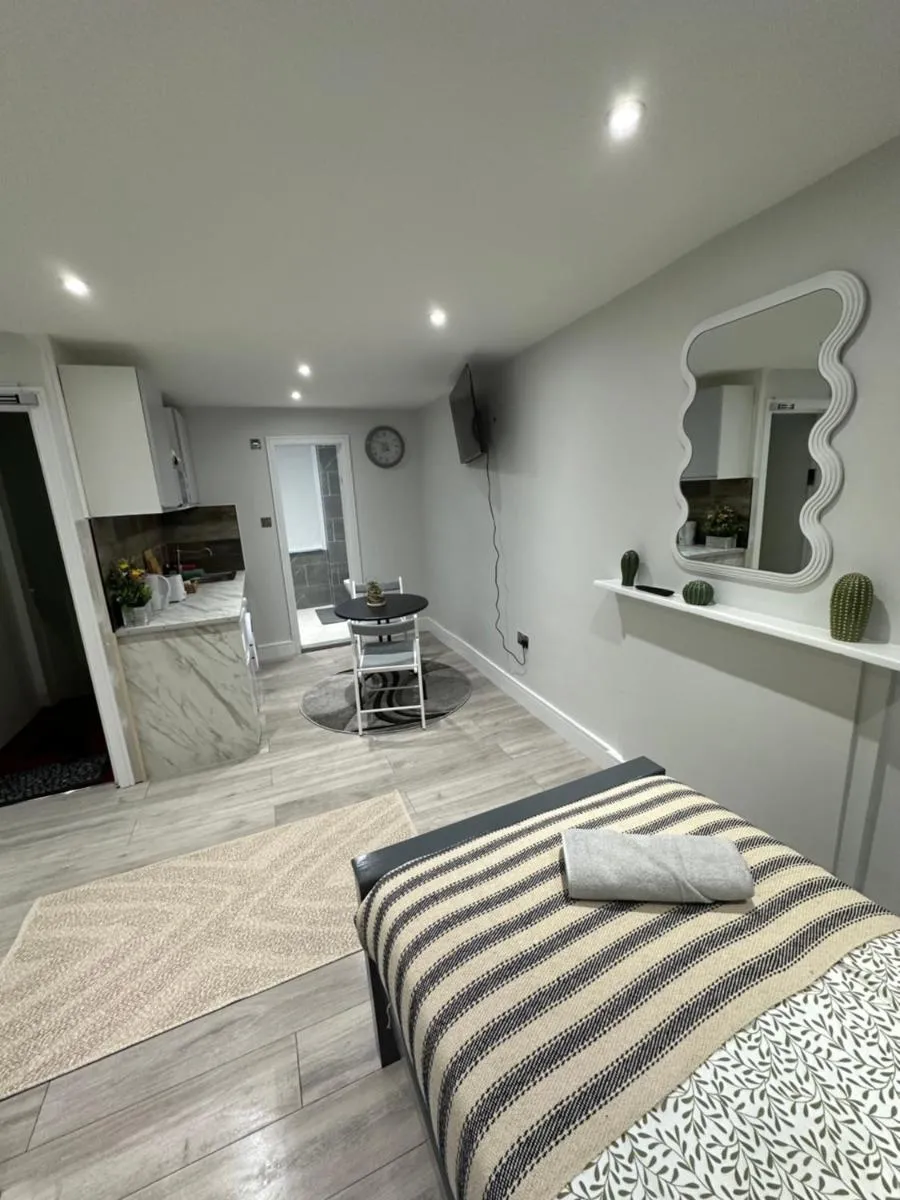 Image 1 of One bedroom in Camden
