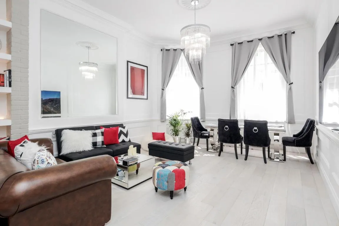 Image of Oxford Street 2 Bed Apartment