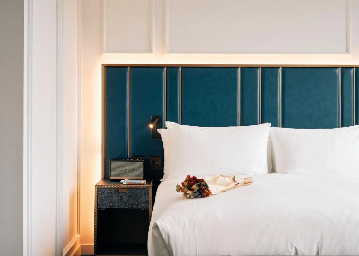 Image 2 of Page8, Page Hotels