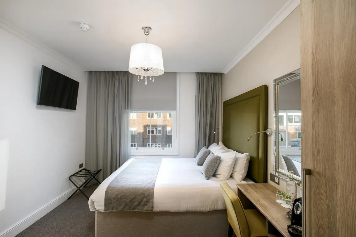 Image of Park Avenue J Hotel London Hyde Park