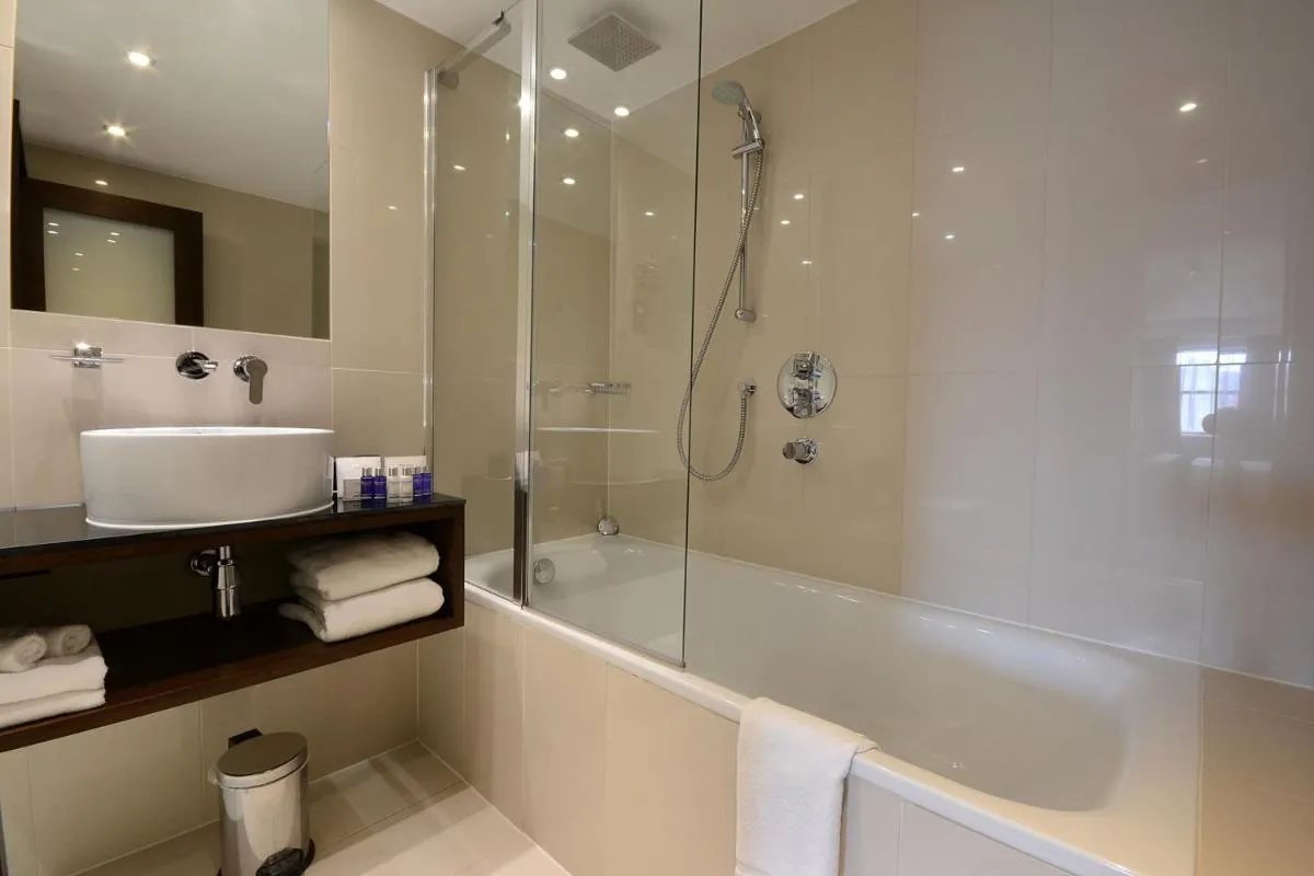 Image 6 of Park Grand London Kensington