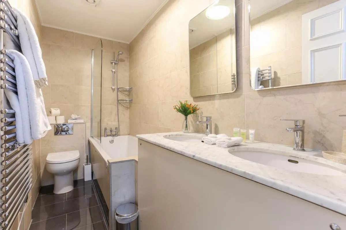 Image 2 of Park Lane Apartments – Clarges Street