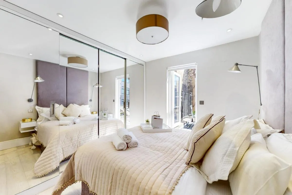 Image 1 of Park Lane Apartments Marylebone