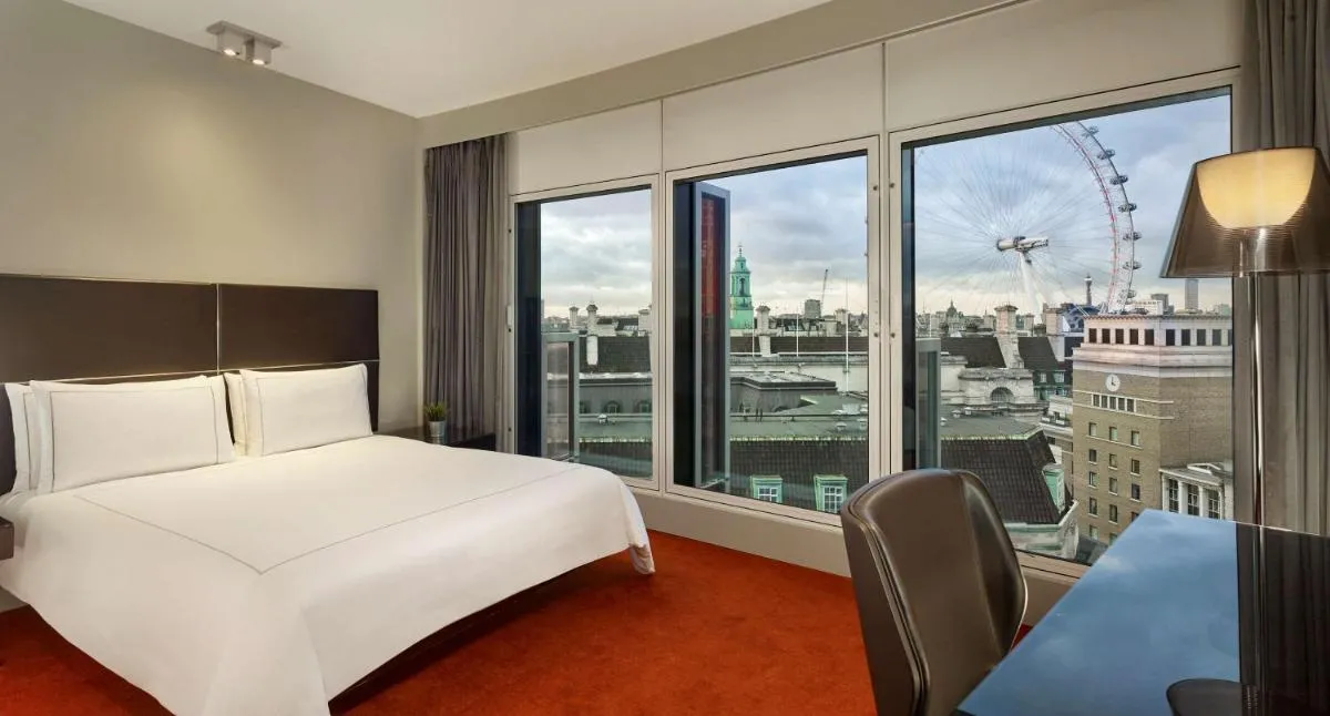 Image 4 of Park Plaza Westminster Bridge London