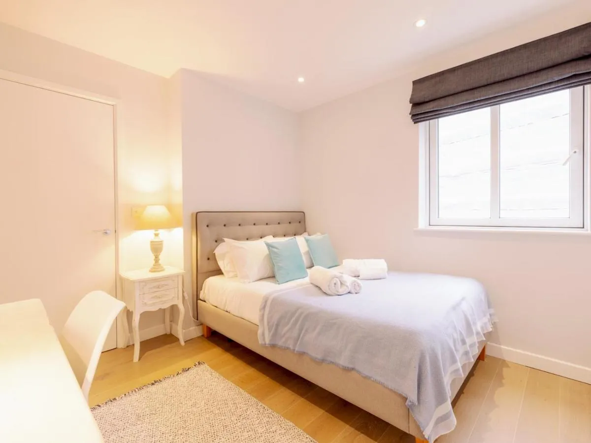 Image 6 of Pass the Keys Stylish Home – Prime Location